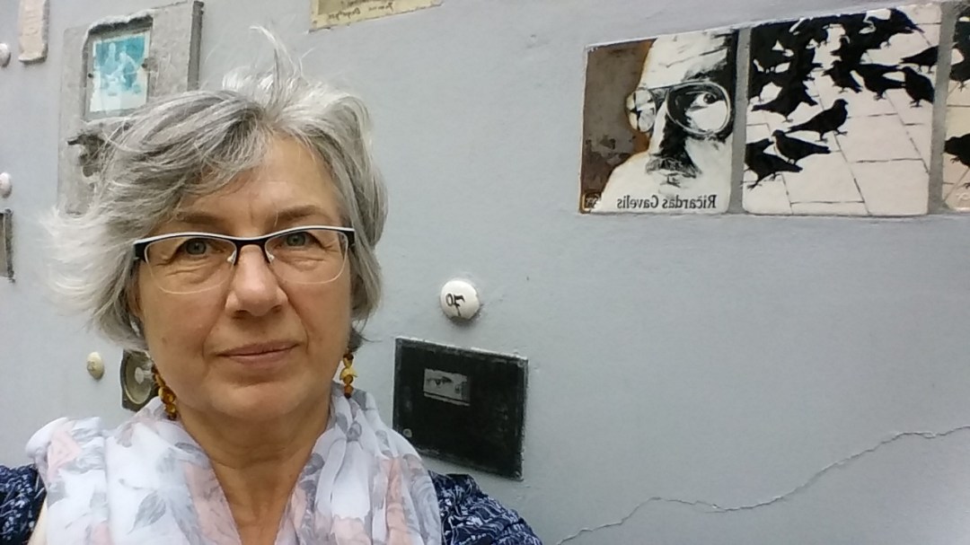 prie_rasytoju_sienos